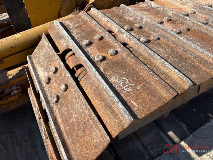 2010-caterpillar-d5k-lgp-image-12
