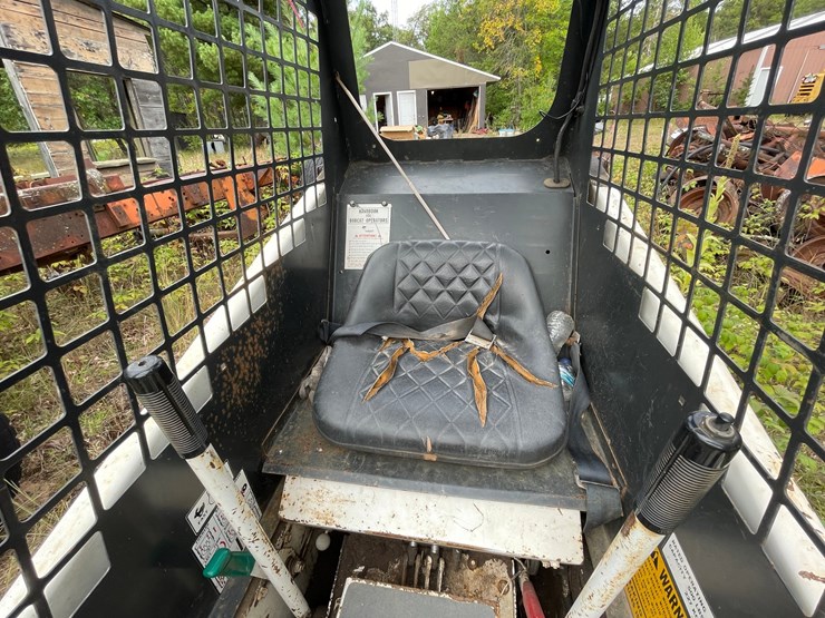 bobcat-310-image-34