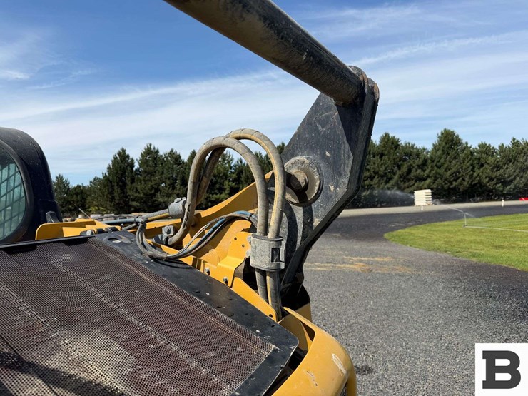 caterpillar-272c-image-18