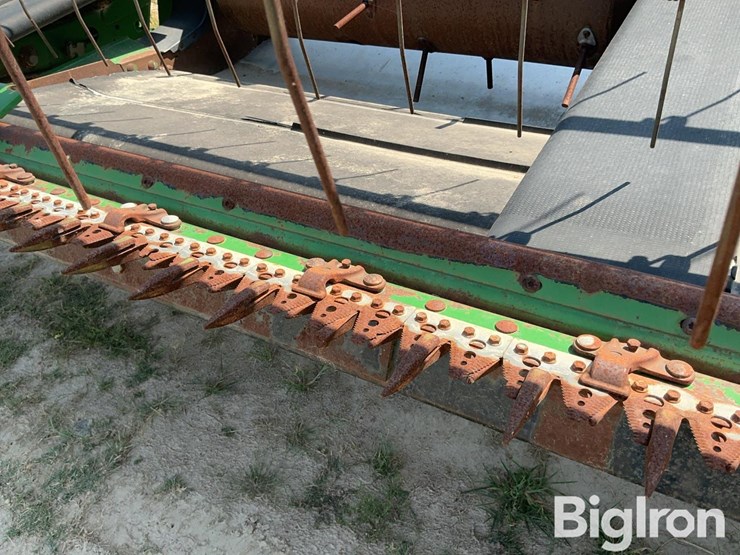 2012-john-deere-630d-image-14