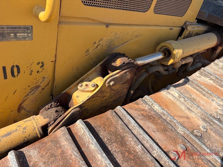 2010-caterpillar-d5k-lgp-image-11