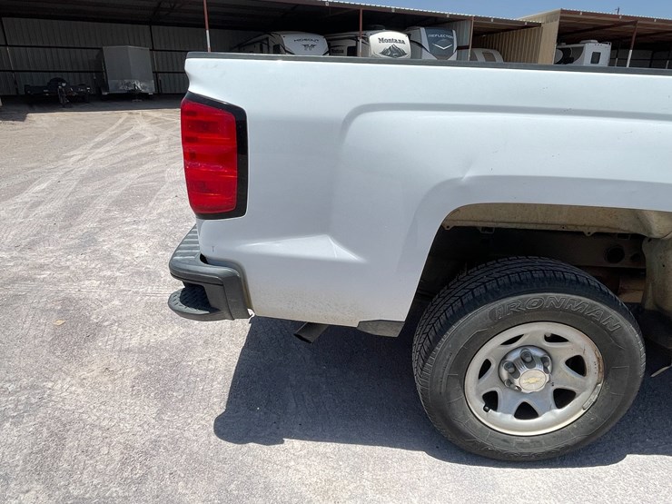 #1864-•-2018-chevy-work-truck-(has-nm-title)-image-29