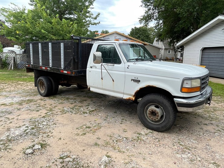 1995-ford-f350-image-3