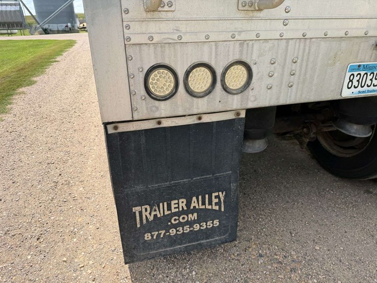 2011-stoughton-trailer-image-35