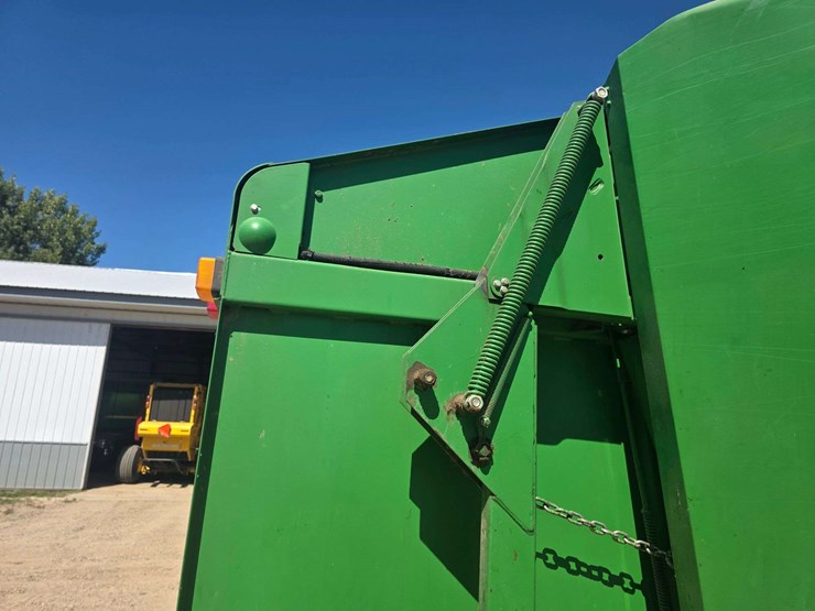 1998-john-deere-466-image-27