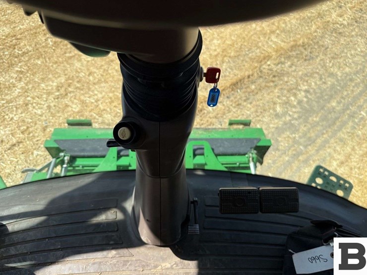 2014-john-deere-s660-image-88