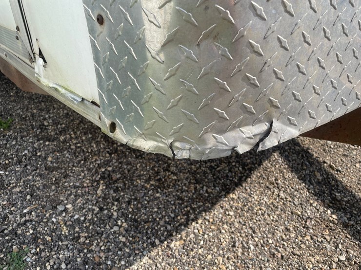 #2413-•-12'-single-axle-enclosed-trailer-(no-title)-image-22
