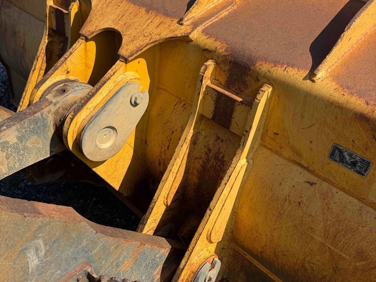 2014-deere-655k-image-10