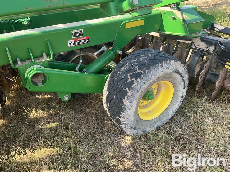 2022-john-deere-2633-image-20
