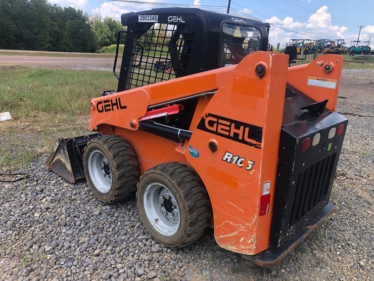 2020-gehl-r105-image-2