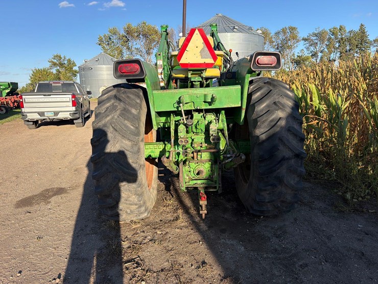 john-deere-4230-image-6