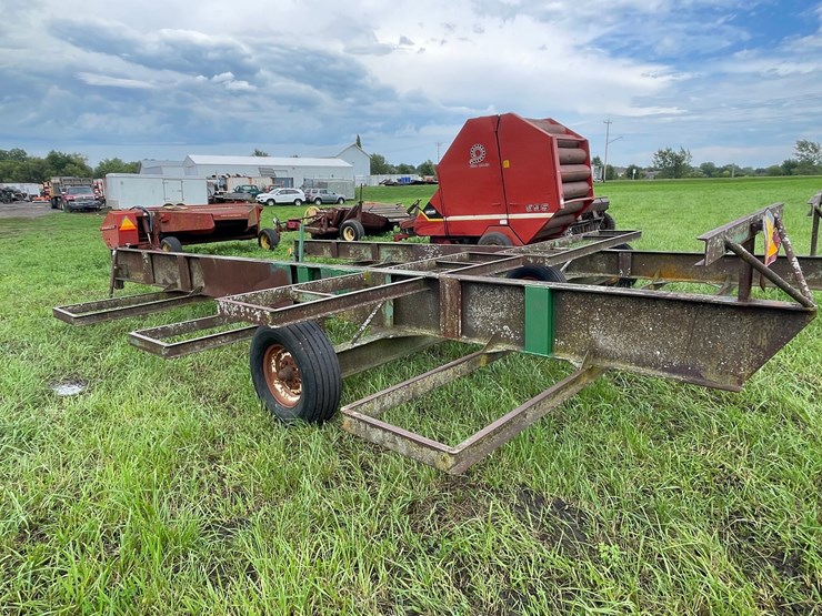 #2974-•-round-bale-wagon-image-6