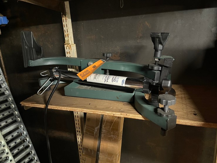#6298-•-manual-bike-pump,-pump-sprayer-&-caldwell-shooting-rest-image-6