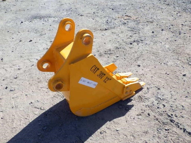 caterpillar-307-image-2