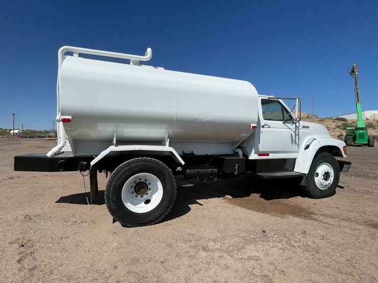 1997-ford-f800-image-7