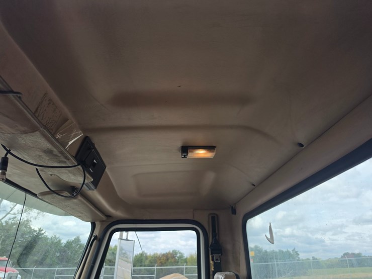 #25405-•-2003-mack-cv713-granite-truck-image-82