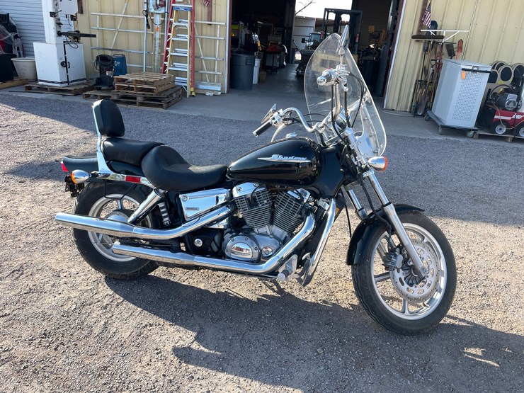 #1863-•-2006-honda-vt1100-(has-nm-title)-image-22