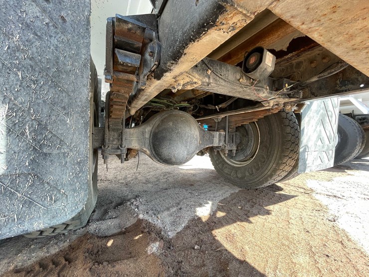 #1851-•-2000-sterling-7500-water-tank-truck-(has-nm-title)-image-92