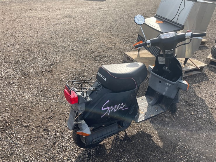#5085-•-honda-spree-moped-(no-title)-image-3