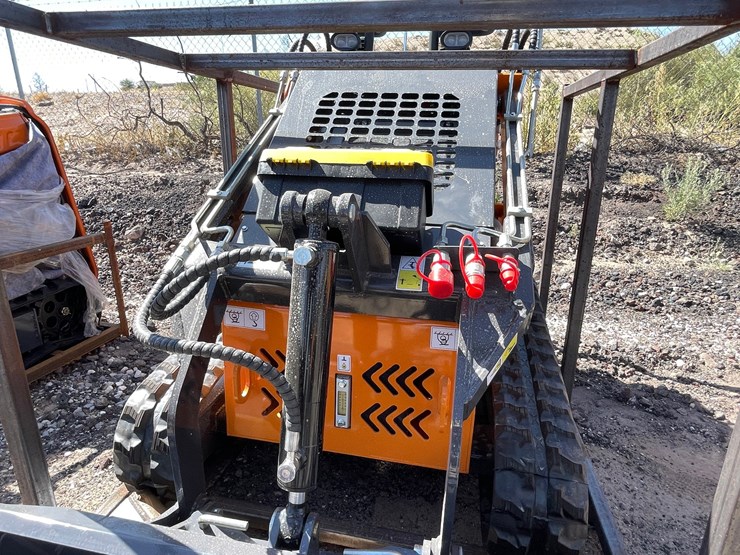 #2068-•-unused-2026-landhonor-mini-skid-steer-loader-image-14