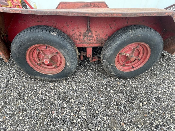#2995-•-10'-8"-tandem-axle-utility-trailer-(no-title)-image-14