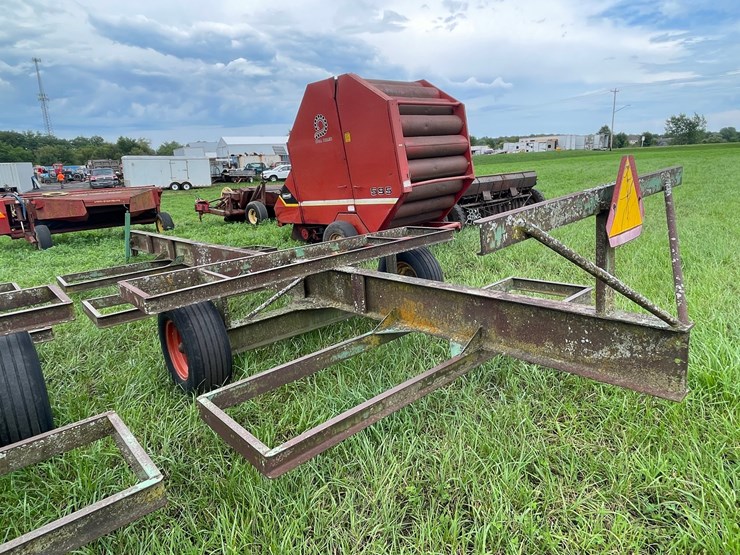 #2973-•-round-bale-wagon-image-6