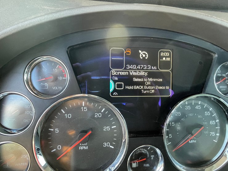 2014-kenworth-t880-image-50