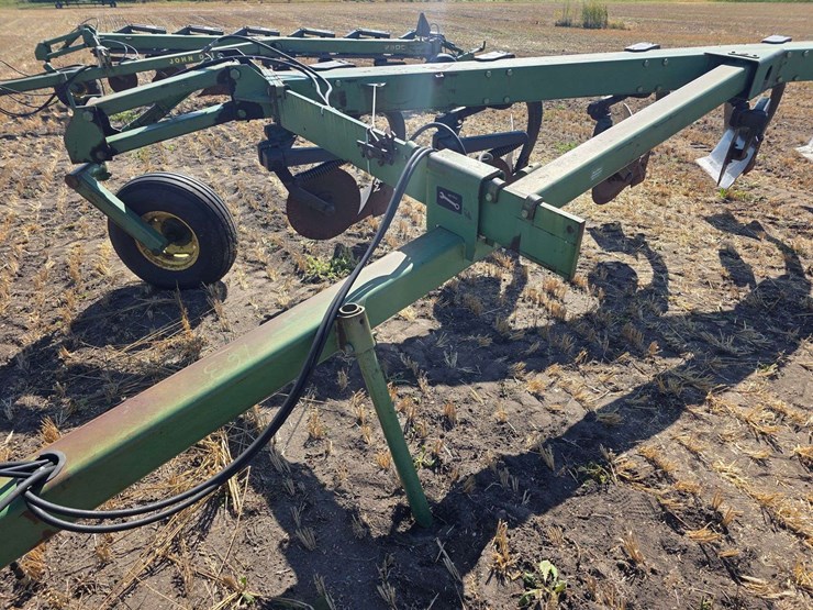 john-deere-2700-image-18