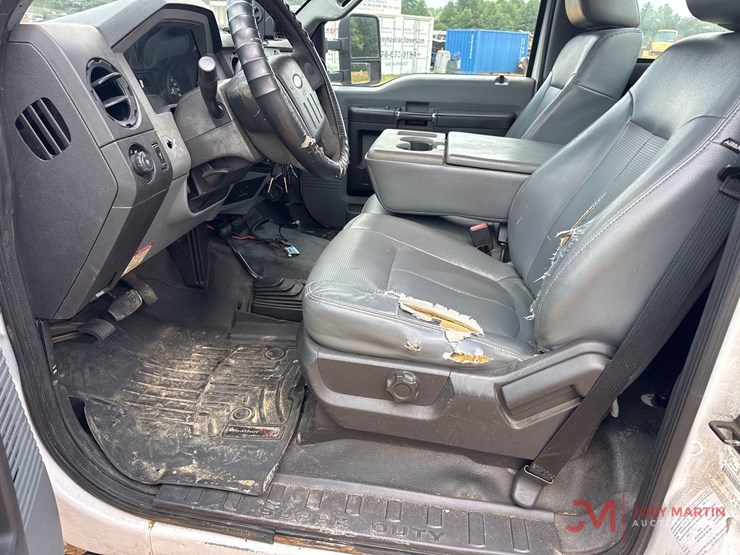 2016-ford-f550-xl-image-22