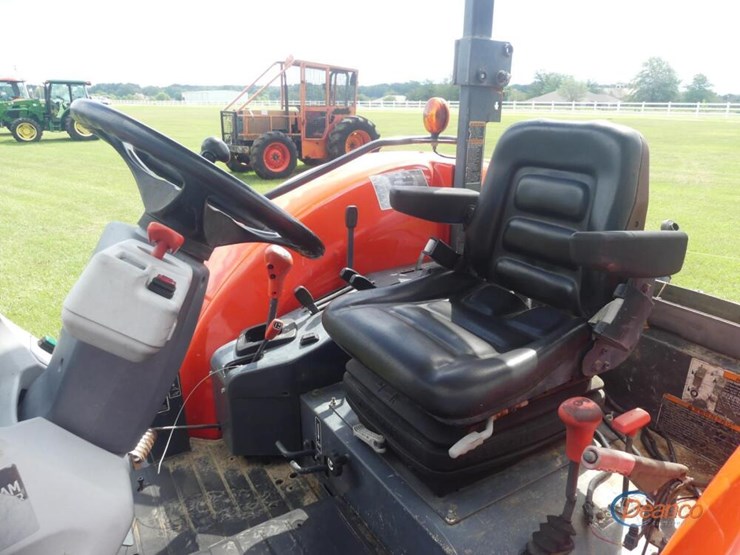 2018-kubota-m6s-111shd-image-14