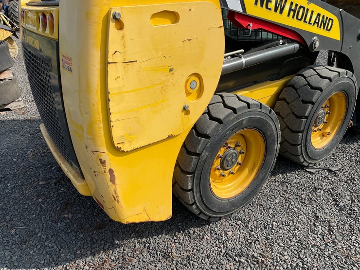 2021-new-holland-l316-image-26