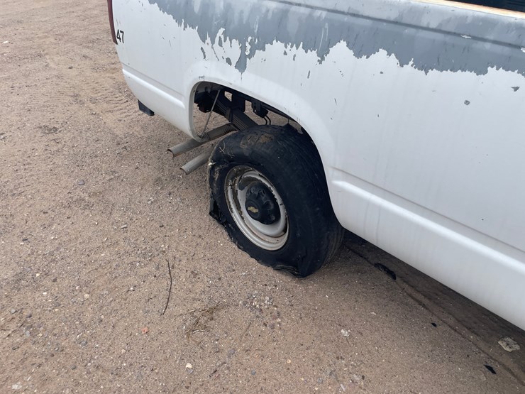#1875-•-1992-chevy-1/2-ton-pickup-truck-(has-nm-title)-(offsite-at-nmsu)-image-26