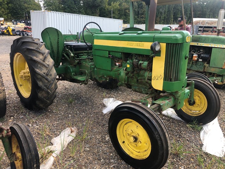 john-deere-420-image-2