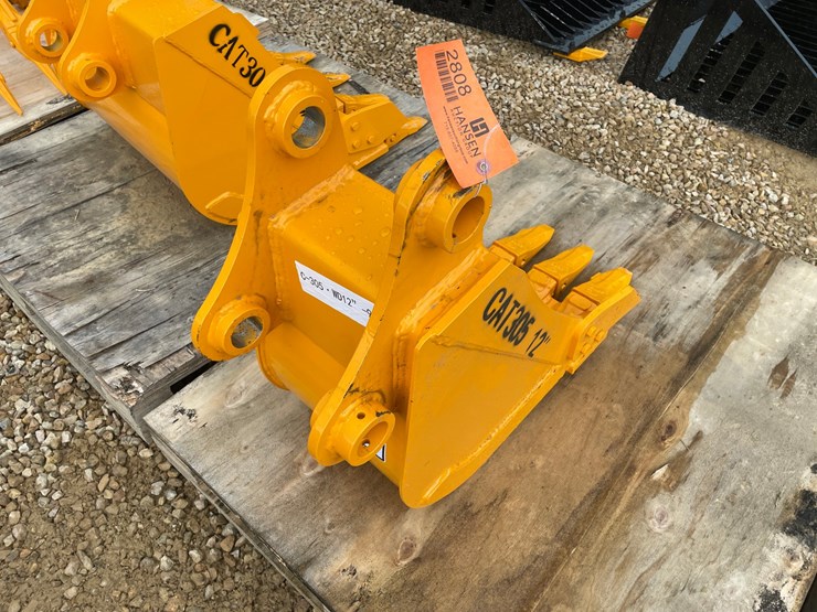 caterpillar-305-image-4