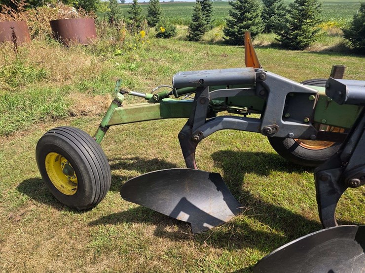 john-deere-2700-image-9