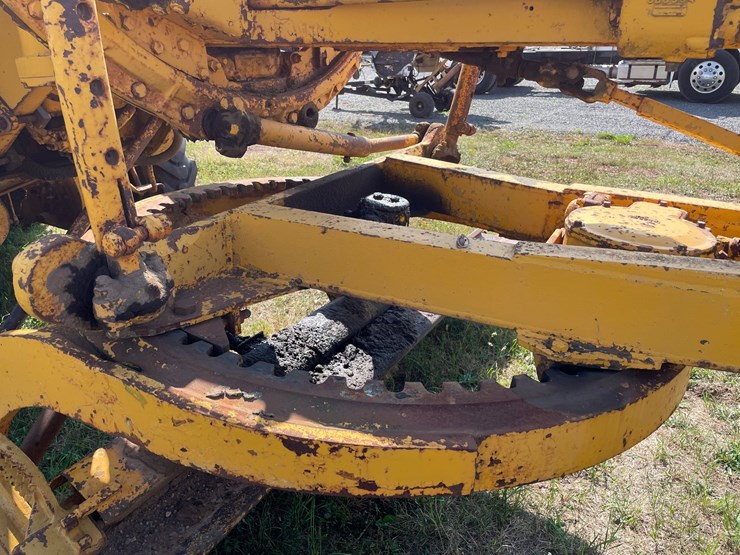 1964-caterpillar-12e-image-49