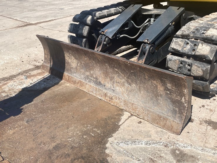 2019-komatsu-pc138us-image-33