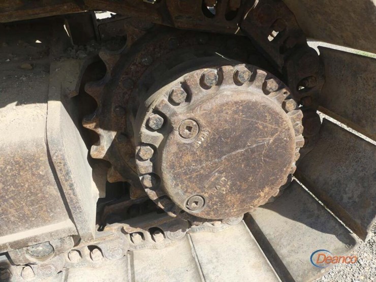 2015-caterpillar-329f-image-7