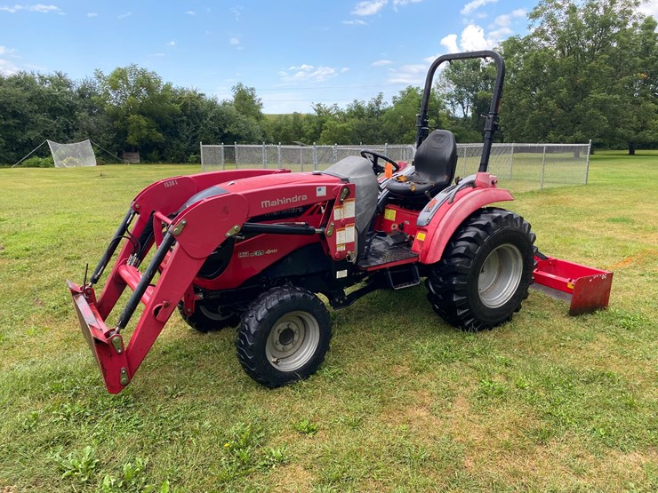 mahindra-1538-hst-image-9