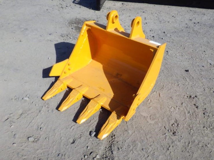 caterpillar-303-image-4