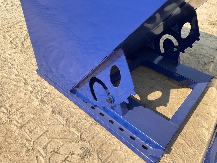 #2512-•-greatbear-self-dumping-hopper-image-8