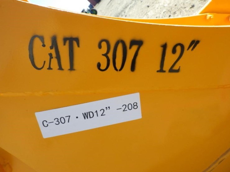 caterpillar-307-image-5