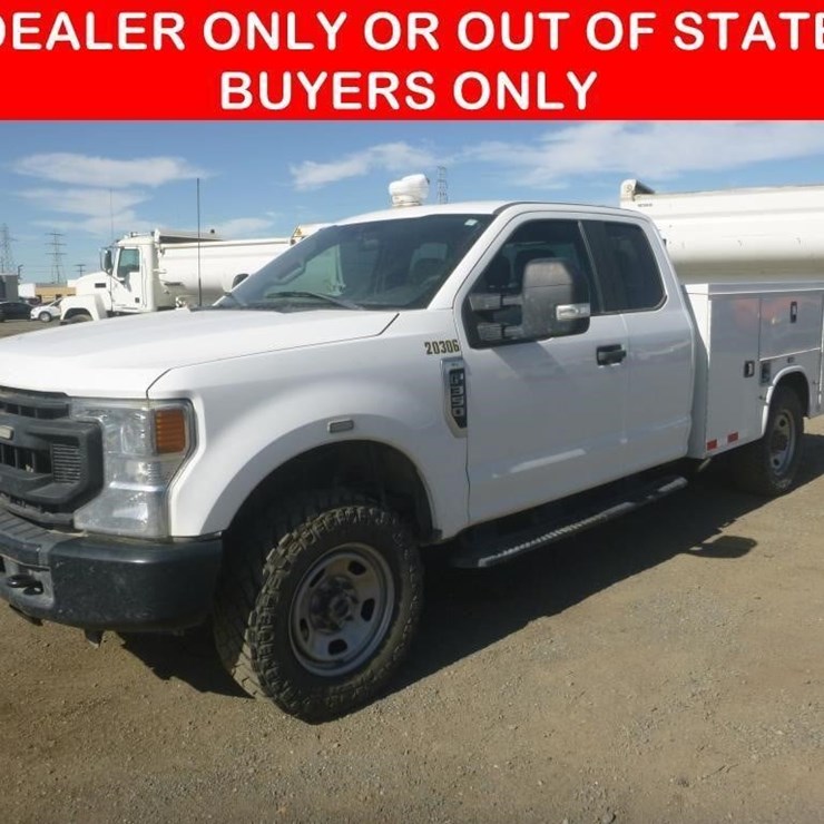 2022 FORD F350
