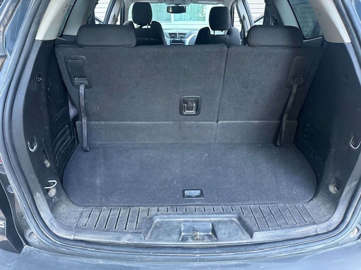 2011-chevrolet-traverse-image-9