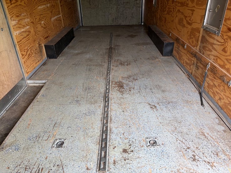 #712-•-2006-atlas-combo-tandem-axle-enclosed-trailer-(has-wi-title)(helenville,-wi)-image-15