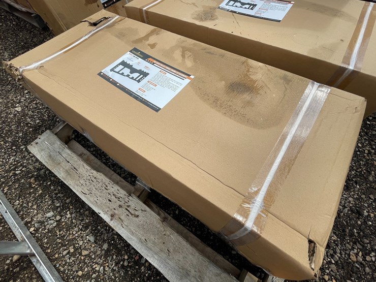 #5134-•-landhonor-pallet-fork-image-1