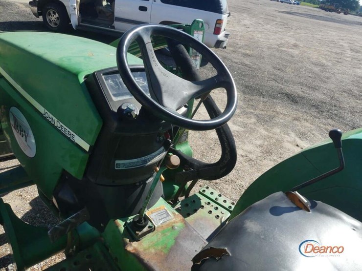 john-deere-4005-image-15
