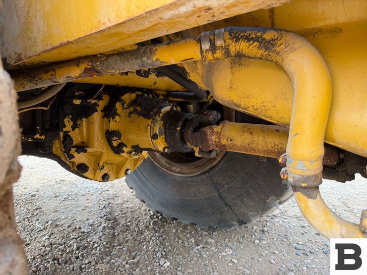 caterpillar-613b-image-18