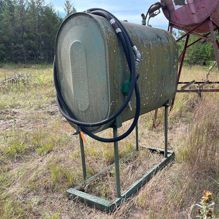 #6218 • Fuel Tank on Stand