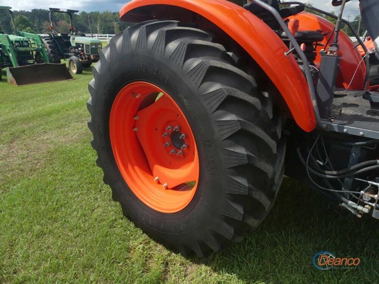 2018-kubota-m6s-111shd-image-12